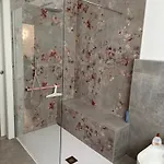 Casa Simonetta * Лавено-Момбелло